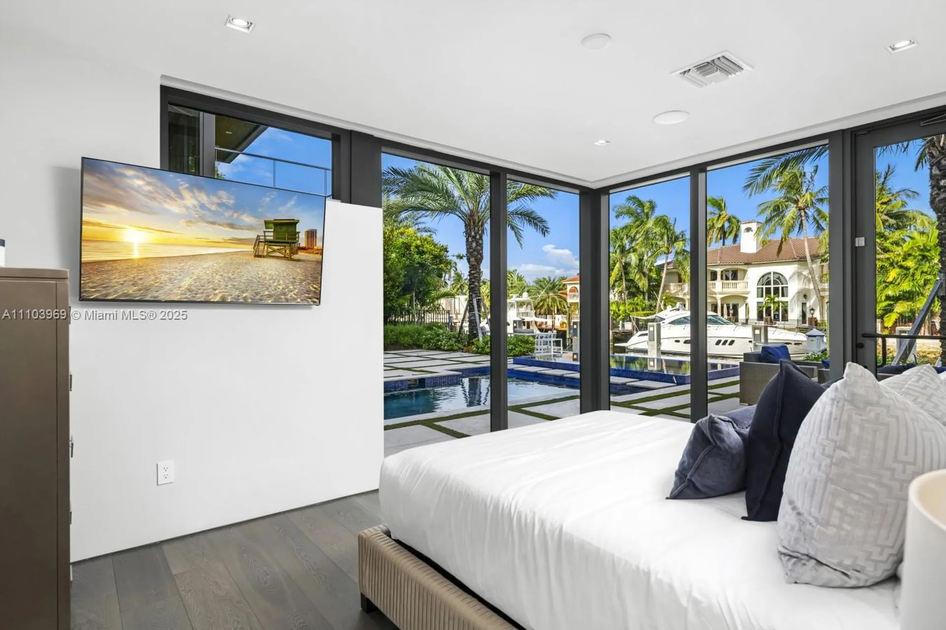 440 Mola Avenue Fort Lauderdale FL 33301