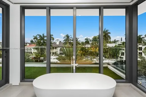 440 Mola Avenue Fort Lauderdale FL 33301