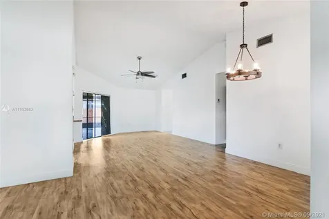 5920 Epsom Lane Davie FL 33331
