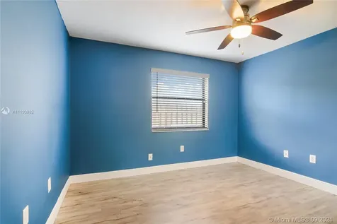 5920 Epsom Lane Davie FL 33331