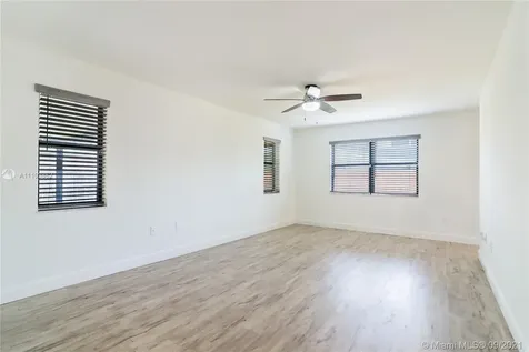 5920 Epsom Lane Davie FL 33331