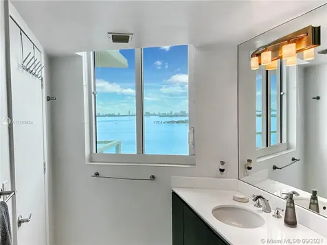 665 NE 25th Street Miami FL 33137