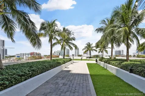 665 NE 25th Street Miami FL 33137
