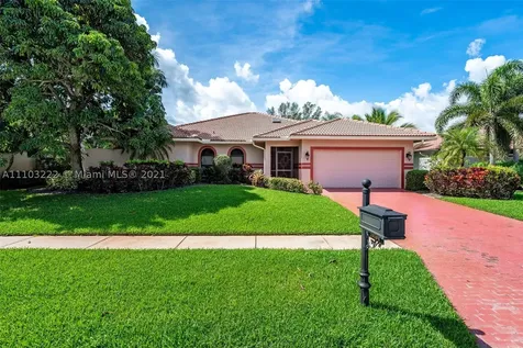 10104 Canoe Brook Circle Boca Raton FL 33498