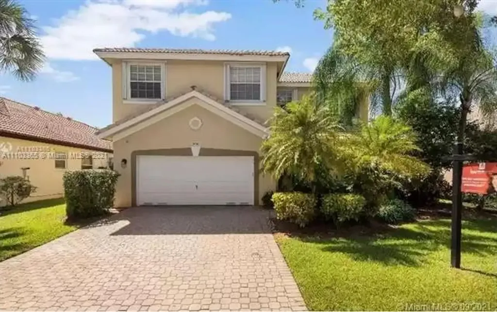 16560 SW 1st Street Pembroke Pines FL 33027