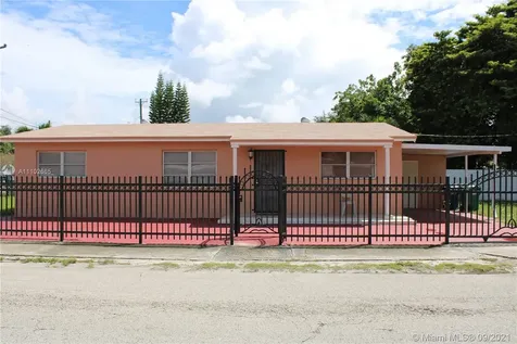 2850 NW 97th Street Miami FL 33147