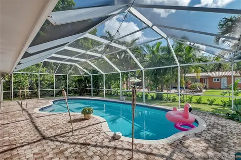 13825 SW 83 Court Palmetto Bay FL 33158