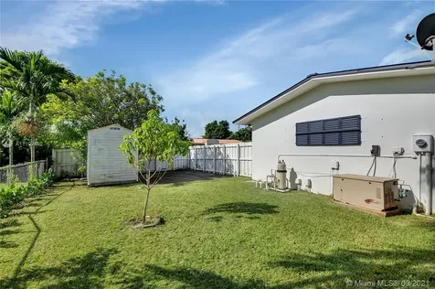13825 SW 83 Court Palmetto Bay FL 33158
