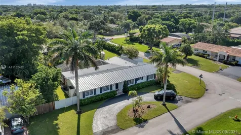13825 SW 83 Court Palmetto Bay FL 33158