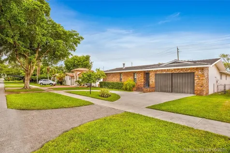 1160 Ibis Avenue Miami Springs FL 33166