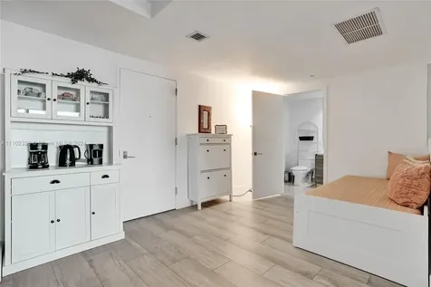 121 NE 34th Street Miami FL 33137