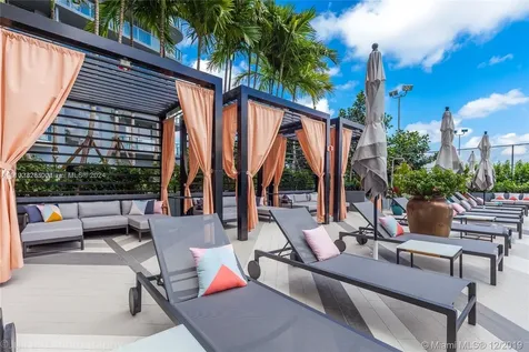 121 NE 34th Street Miami FL 33137