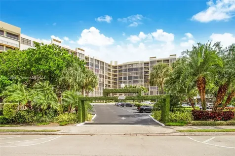 600 Parkview Drive Hallandale Beach FL 33009