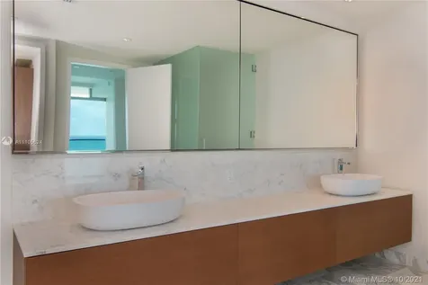 10203 Collins Avenue Bal Harbour FL 33154