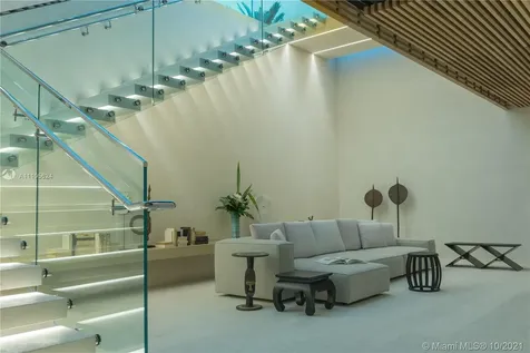 10203 Collins Avenue Bal Harbour FL 33154