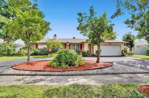 5260 SW 10th Street Plantation FL 33317