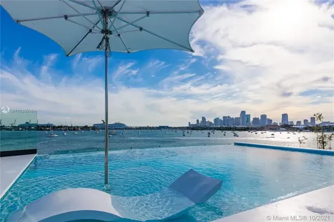 1374 S Venetian Way Miami FL 33139