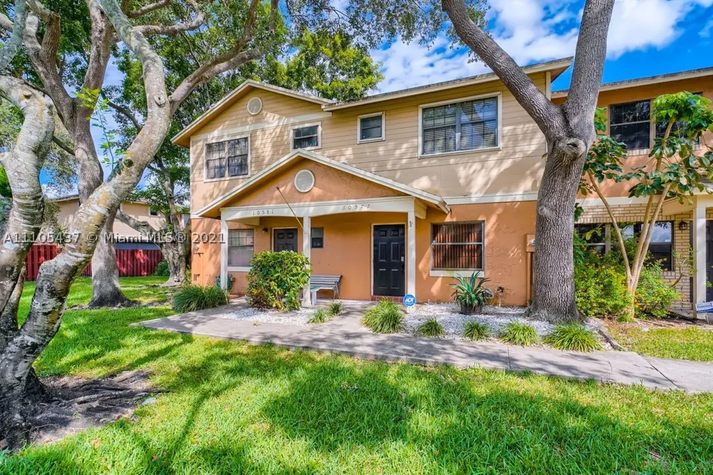10577 NW 6th Street Pembroke Pines FL 33026