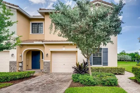 377 NE 194th Lane Miami FL 33179