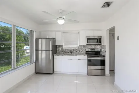 3156-3158 SW 27th Street Miami FL 33133