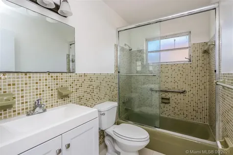 3156-3158 SW 27th Street Miami FL 33133