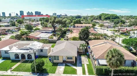 3156-3158 SW 27th Street Miami FL 33133