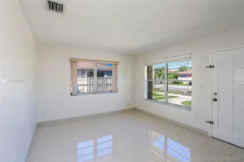 3156-3158 SW 27th Street Miami FL 33133