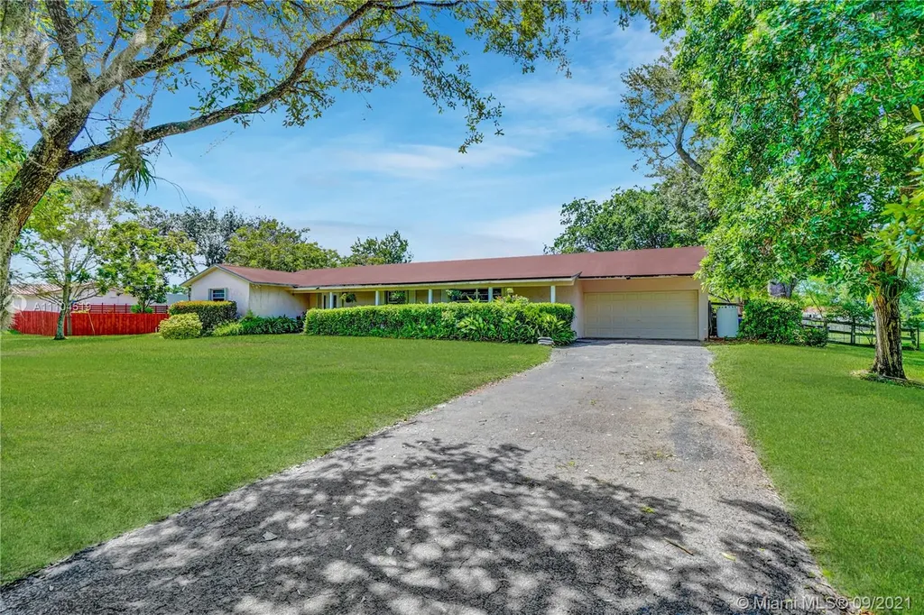 4911 SW 164th Terrace Southwest Ranches FL 33331