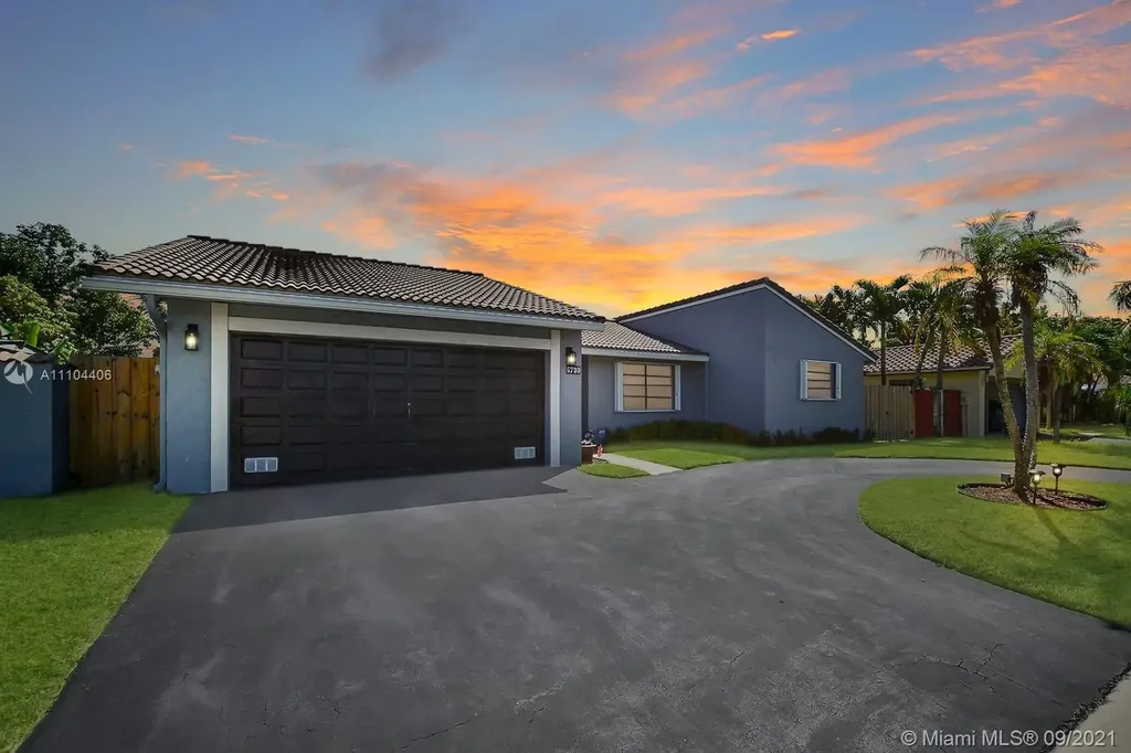 5730 SW 114th Avenue Cooper City FL 33330