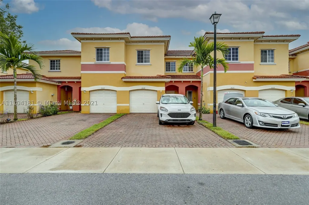 3624 NW 29th Court Lauderdale Lakes FL 33311