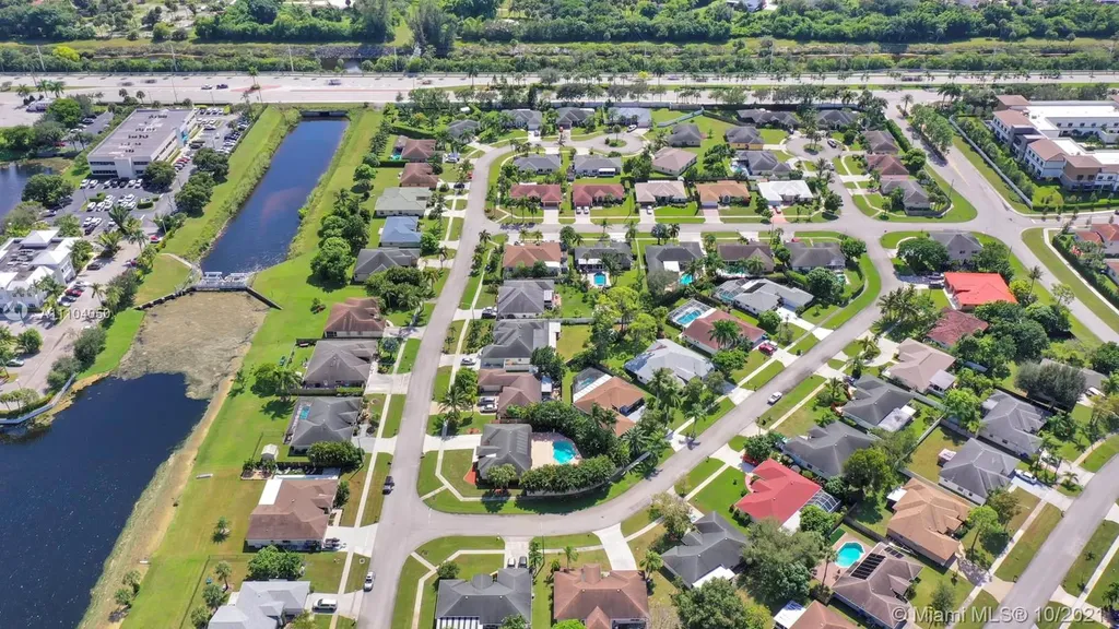 104 Meadow Woode Drive Royal Palm Beach FL 33411