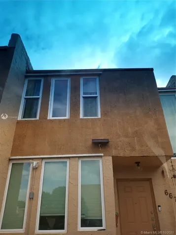 6673 SW 140th Avenue Miami FL 33183