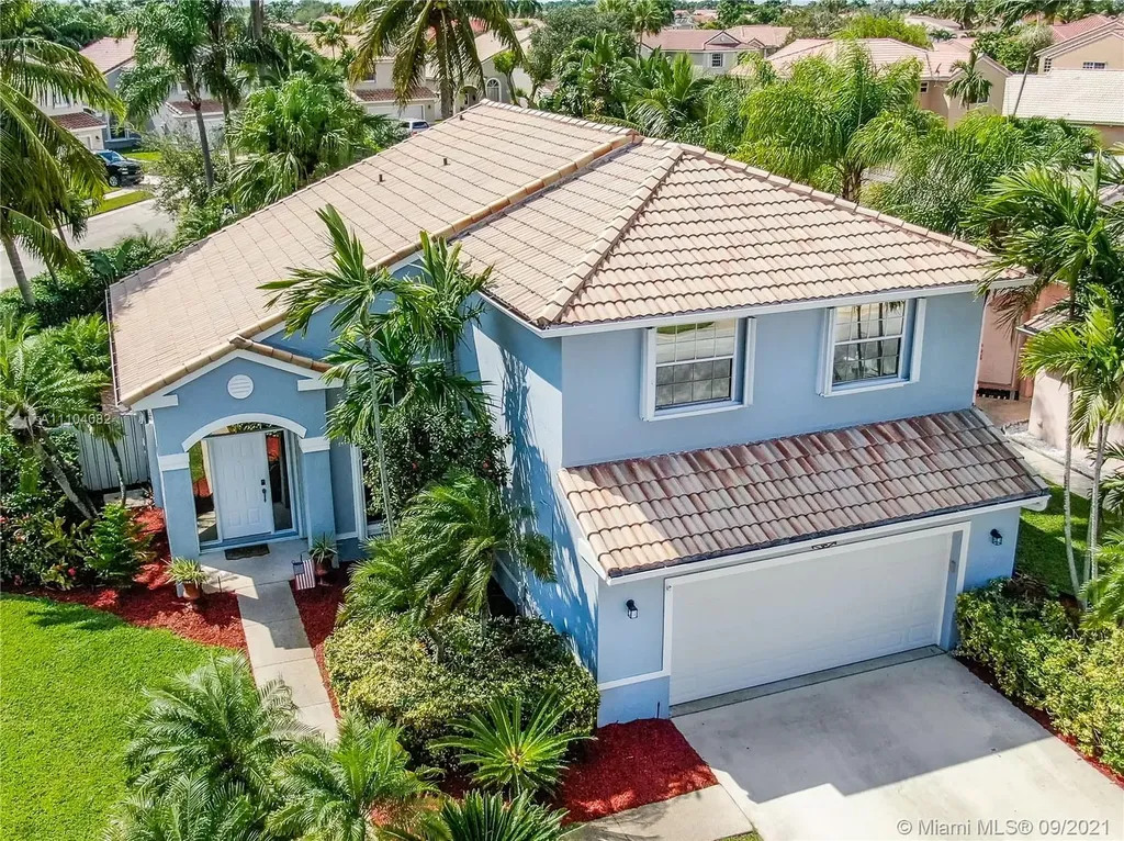 1040 NW 189th Avenue Pembroke Pines FL 33029