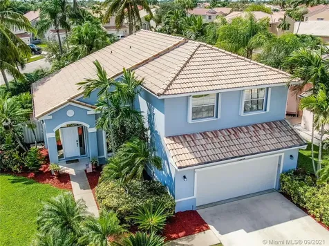 1040 NW 189th Avenue Pembroke Pines FL 33029