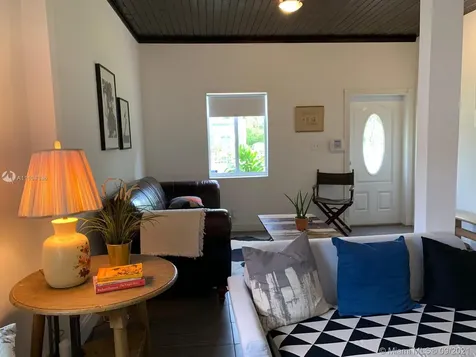 68 NW 45th Street Miami FL 33127