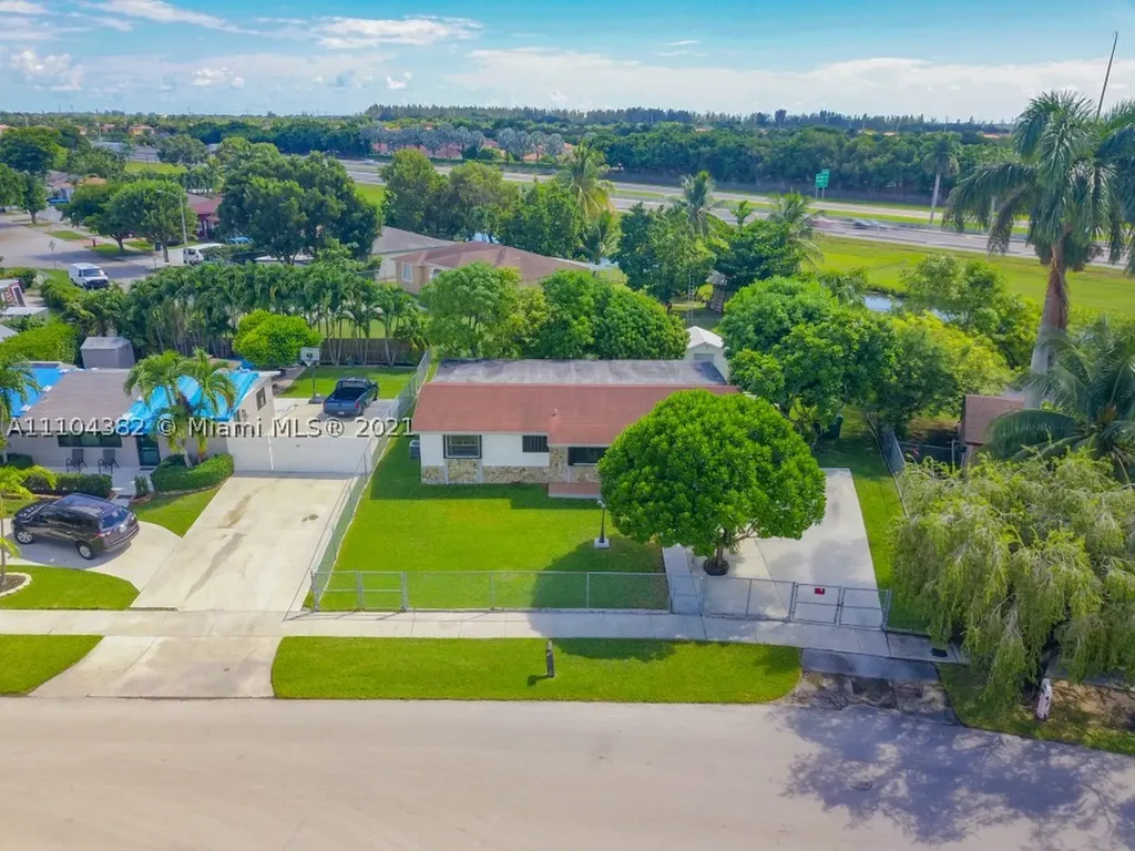 29735 SW 143rd Court Homestead FL 33033