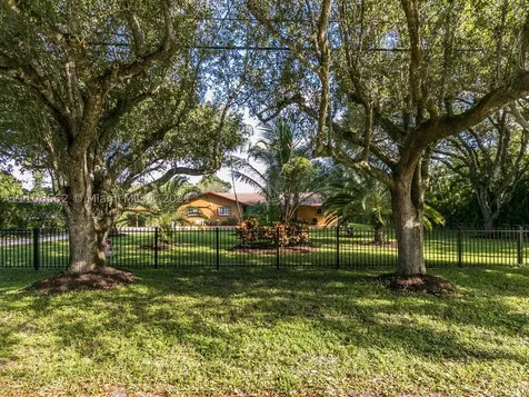 14301 SW 20th Street Davie FL 33325