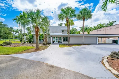 10784 SW 110th Terrace Miami FL 33176
