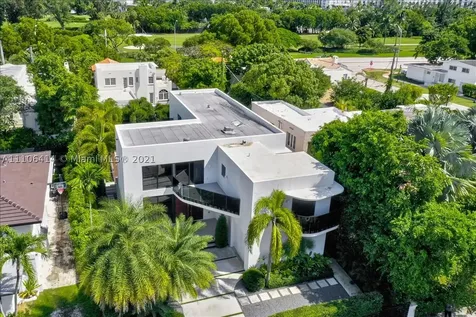 2125 N Bay Road Miami Beach FL 33140