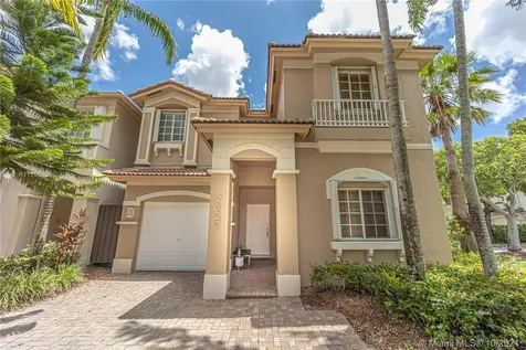 7323 NW 113th Court Doral FL 33178