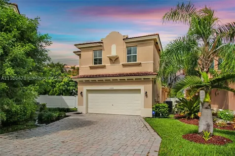 1048 NE 37th Avenue Homestead FL 33033
