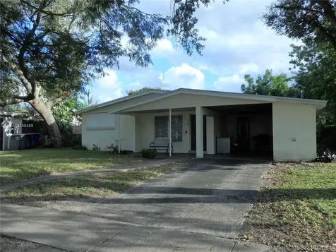 6630 Mcclellan Street Hollywood FL 33024