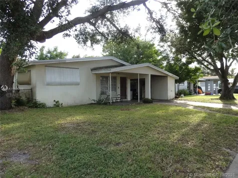 6630 Mcclellan Street Hollywood FL 33024