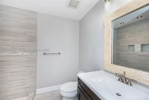 160 South Drive Miami Springs FL 33166