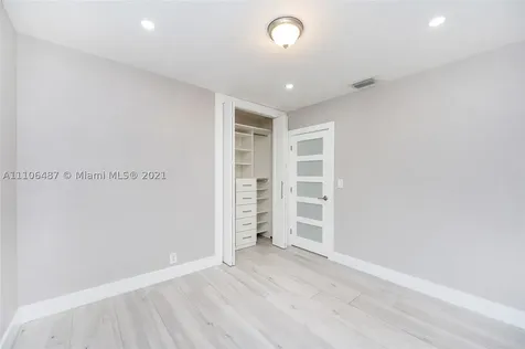 160 South Drive Miami Springs FL 33166