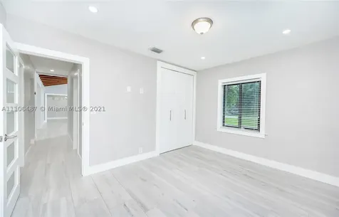 160 South Drive Miami Springs FL 33166