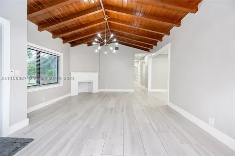 160 South Drive Miami Springs FL 33166