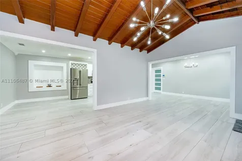 160 South Drive Miami Springs FL 33166
