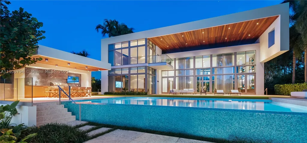 6396 N Bay Road Miami Beach FL 33141