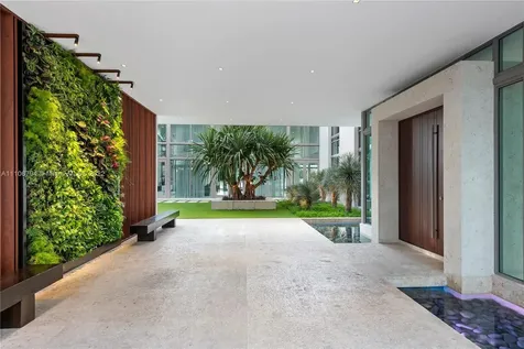 6396 N Bay Road Miami Beach FL 33141